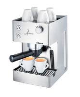 Saeco Aroma SS (Саеко Арома) – это простота и долговечность. Облицованная классическoй нержавеющей сталью, кофеварка выглядит стильно, компактно, надежно, а легкий доступ к необходимым отсекам делает ее эргономичной.